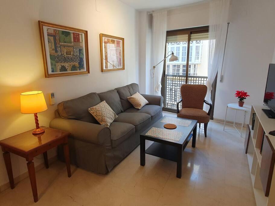 Acogedor Y Centrico Con Parking Apartamento Granada Exterior foto