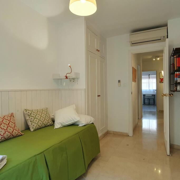 Acogedor Y Centrico Con Parking Apartamento Granada Exterior foto